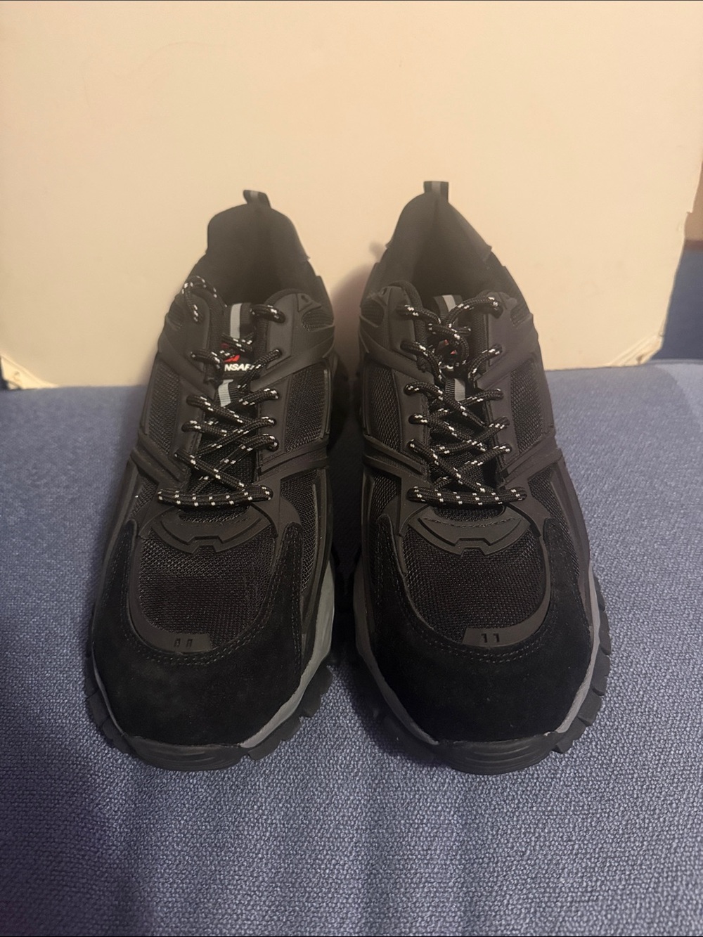 Debonsapt-Steel ToeMen's Black Athletic Sneakers with Reflective Accents-Size 11
